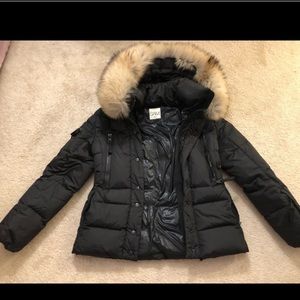 Sam. Coat excellent like new condition